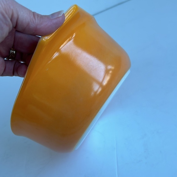 Vintage Pyrex promotional oval daisy design orange casserole w opal lid 1.5 qt - Picture 7 of 14